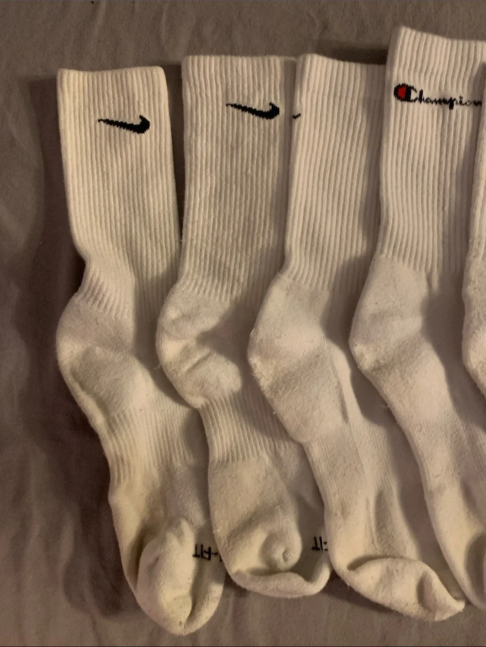 Champion & Nike White Athletic Crew 🧦 4 PAIRS